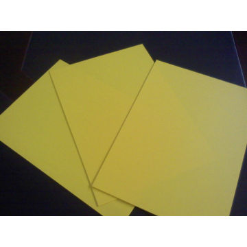 Пластиковый желтый Твердый лист PVC для офсетной печати